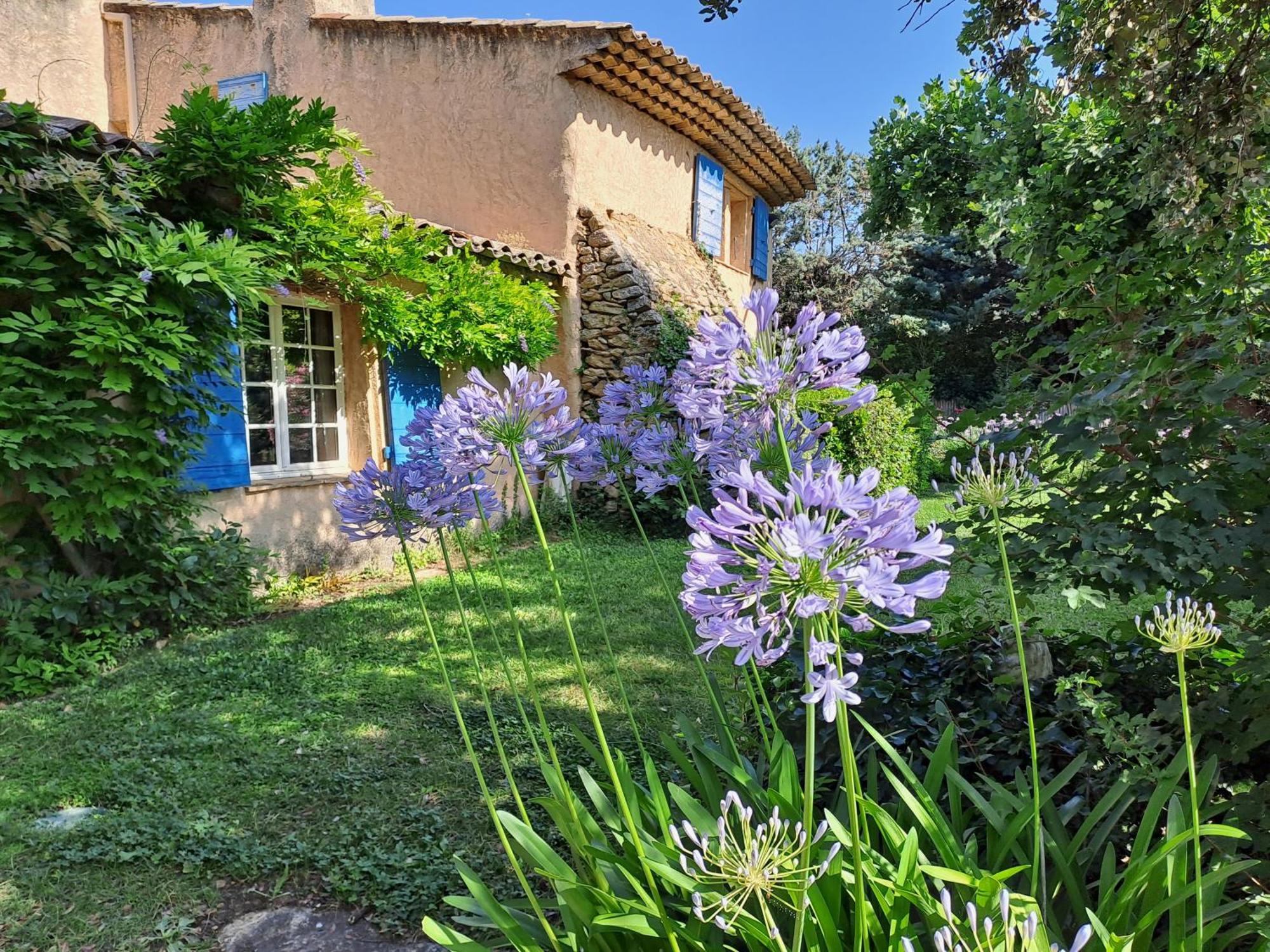 Bed and Breakfast La Ferme Saint-Marc-Jaumegarde Exteriér fotografie