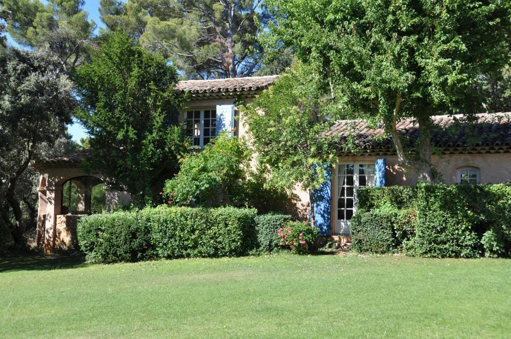 Bed and Breakfast La Ferme Saint-Marc-Jaumegarde Exteriér fotografie